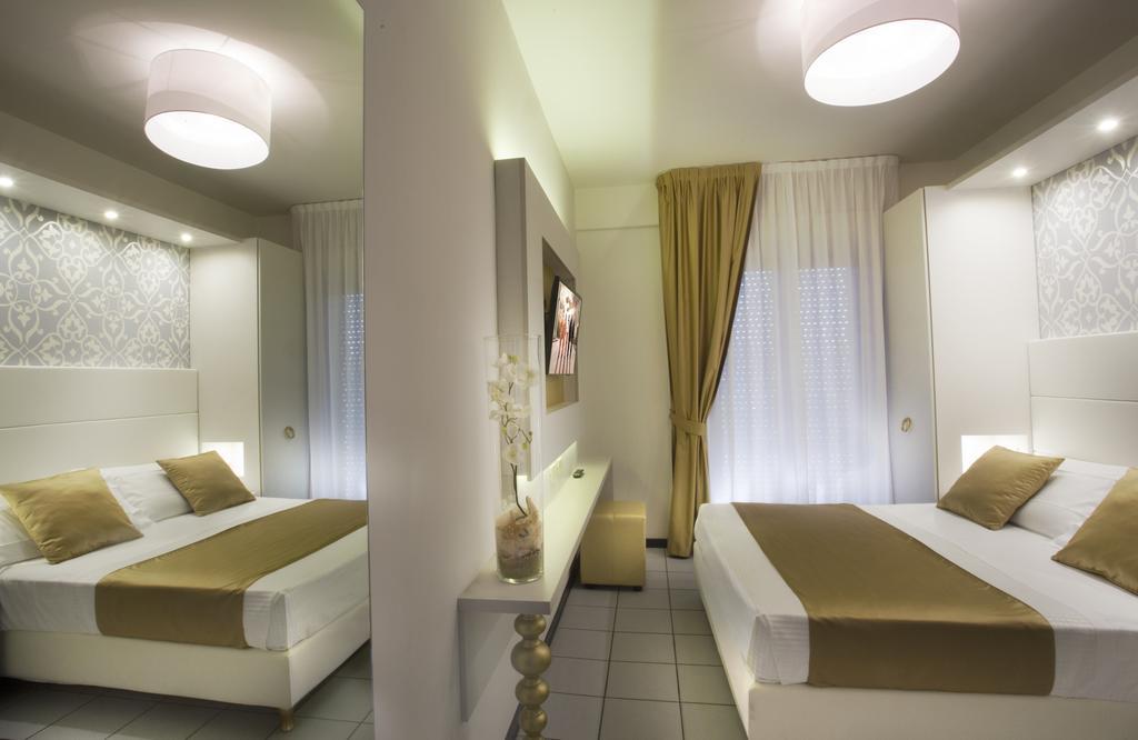 Hotel Ambassador Riccione Exteriör bild
