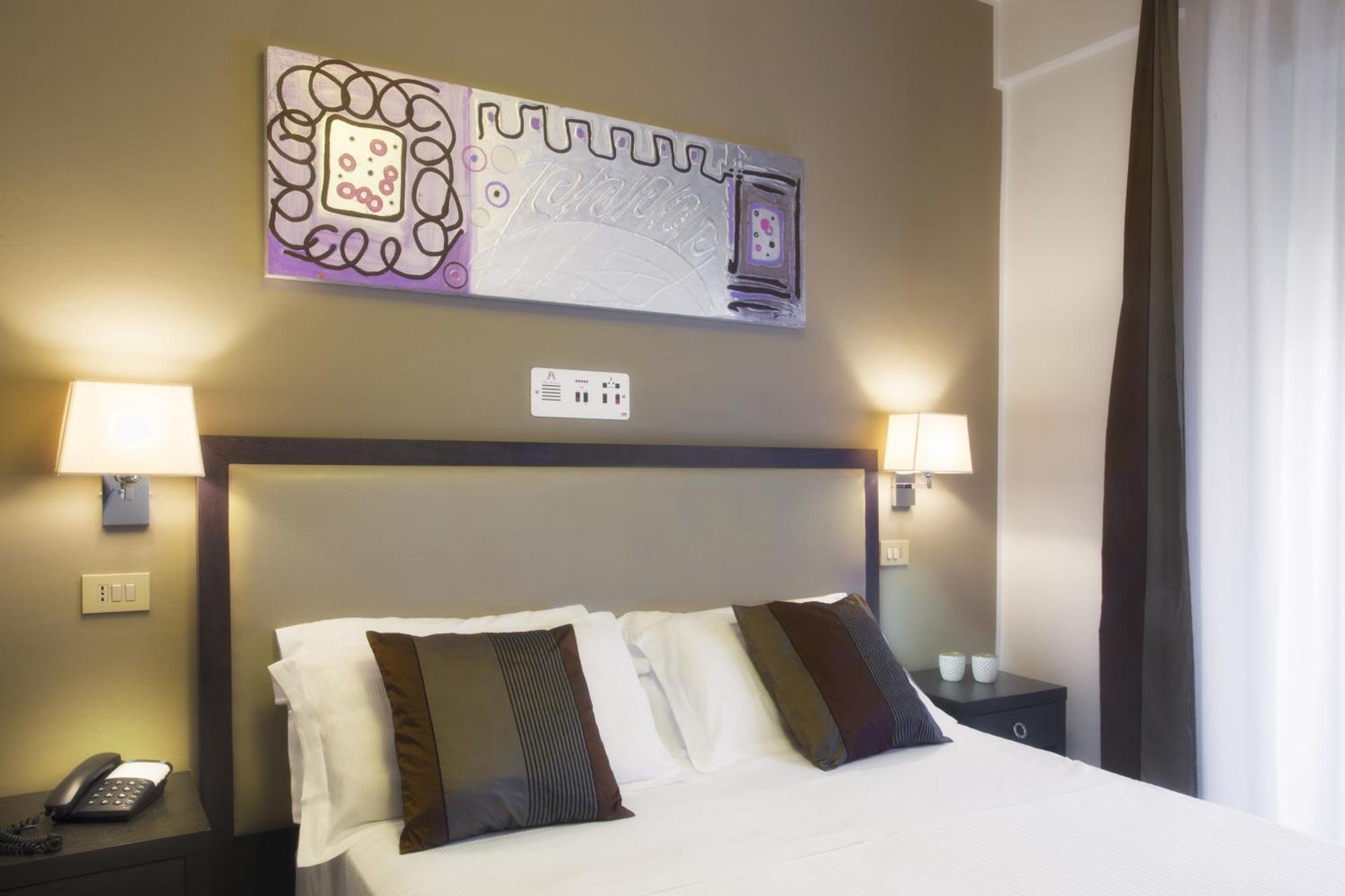 Hotel Ambassador Riccione Rum bild