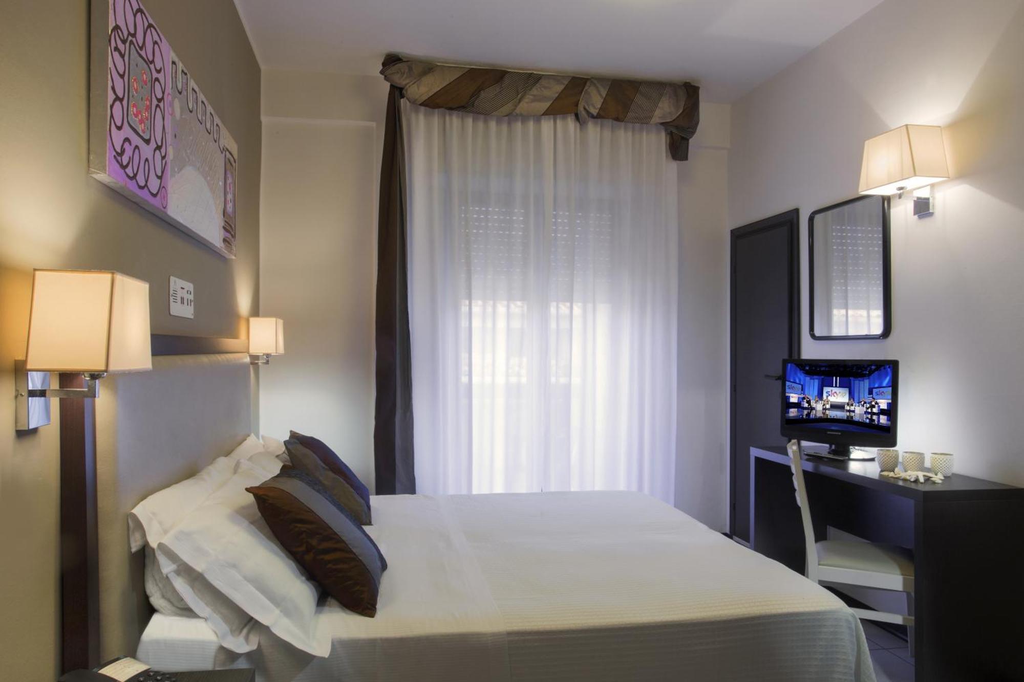 Hotel Ambassador Riccione Rum bild